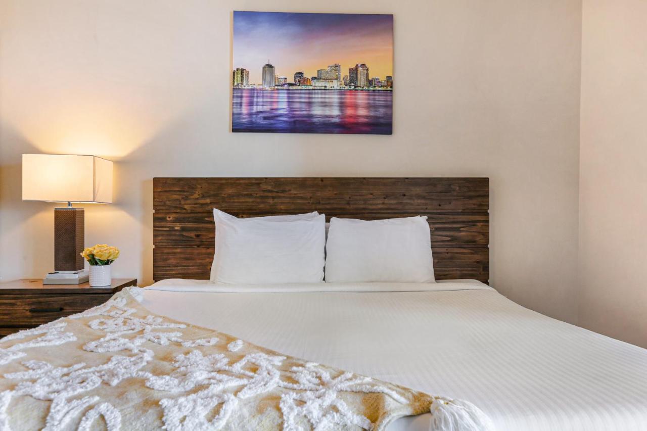 2 Bedroom Elegant Condos In Downtown New Orleans Exterior foto
